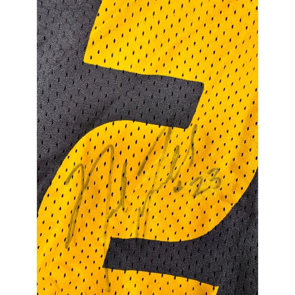 Nike West Virginia Mountaineers Mike Logan #23 Signed Jersey Mens Medium